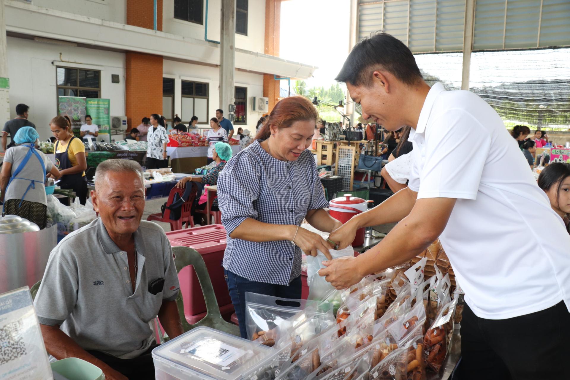 ตลาดนัดชุมชน คนบางพระ ครั้งที่ 3 มาช้อป ชิม ชิล กันได้เลย