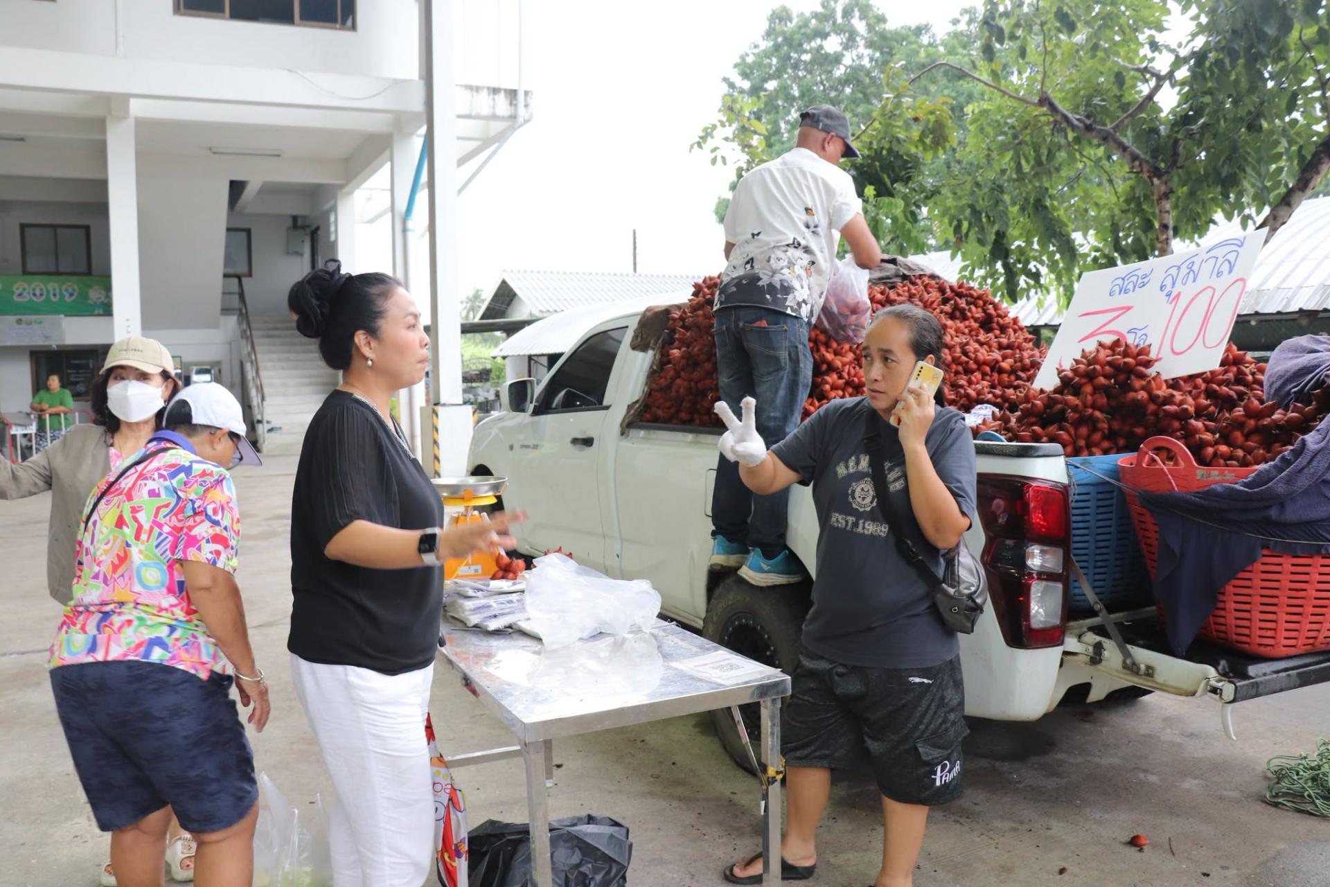 ตลาดนัดชุมชน คนบางพระ ครั้งสุดท้าย