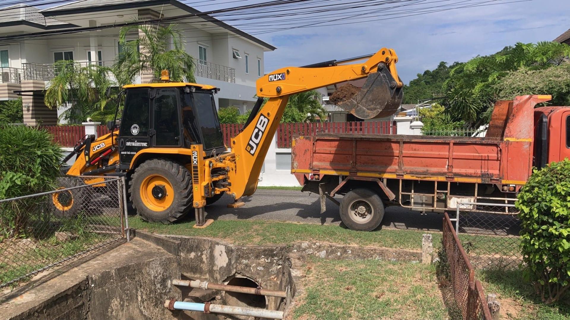 ทีมงานเทศบาลเมืองบางพระ ดำเนินการแก้ไขปัญหาให้ประชาชนตามนโยบายนายกฯ 